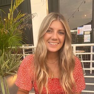 Meet your Posher, Kelsey